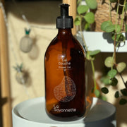 flacon verre gel douche produit d'accueil pour hôtel