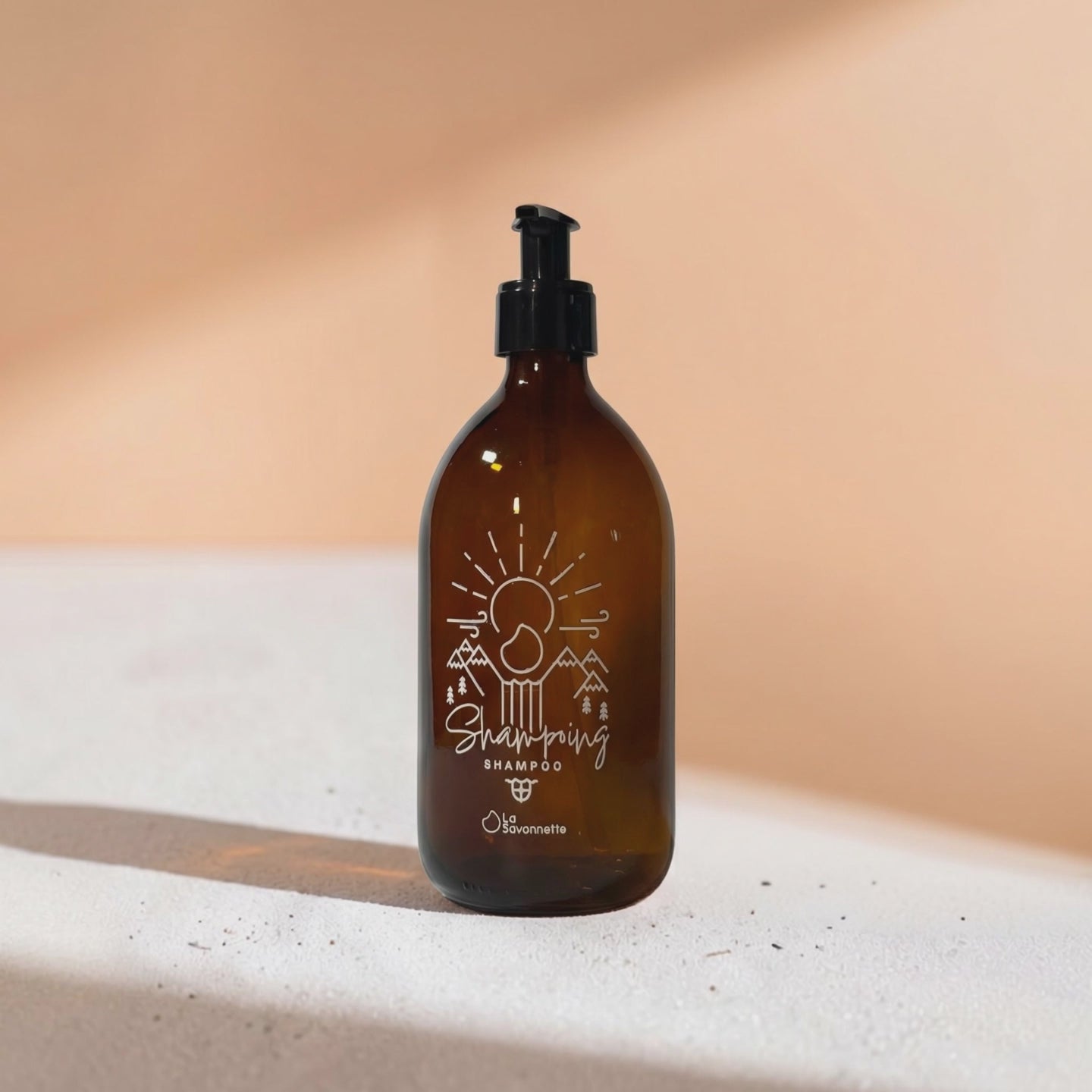 Load video: Flacon Verre -  "Shampoing" Montagne - Sérigraphie 3D- 500 ml